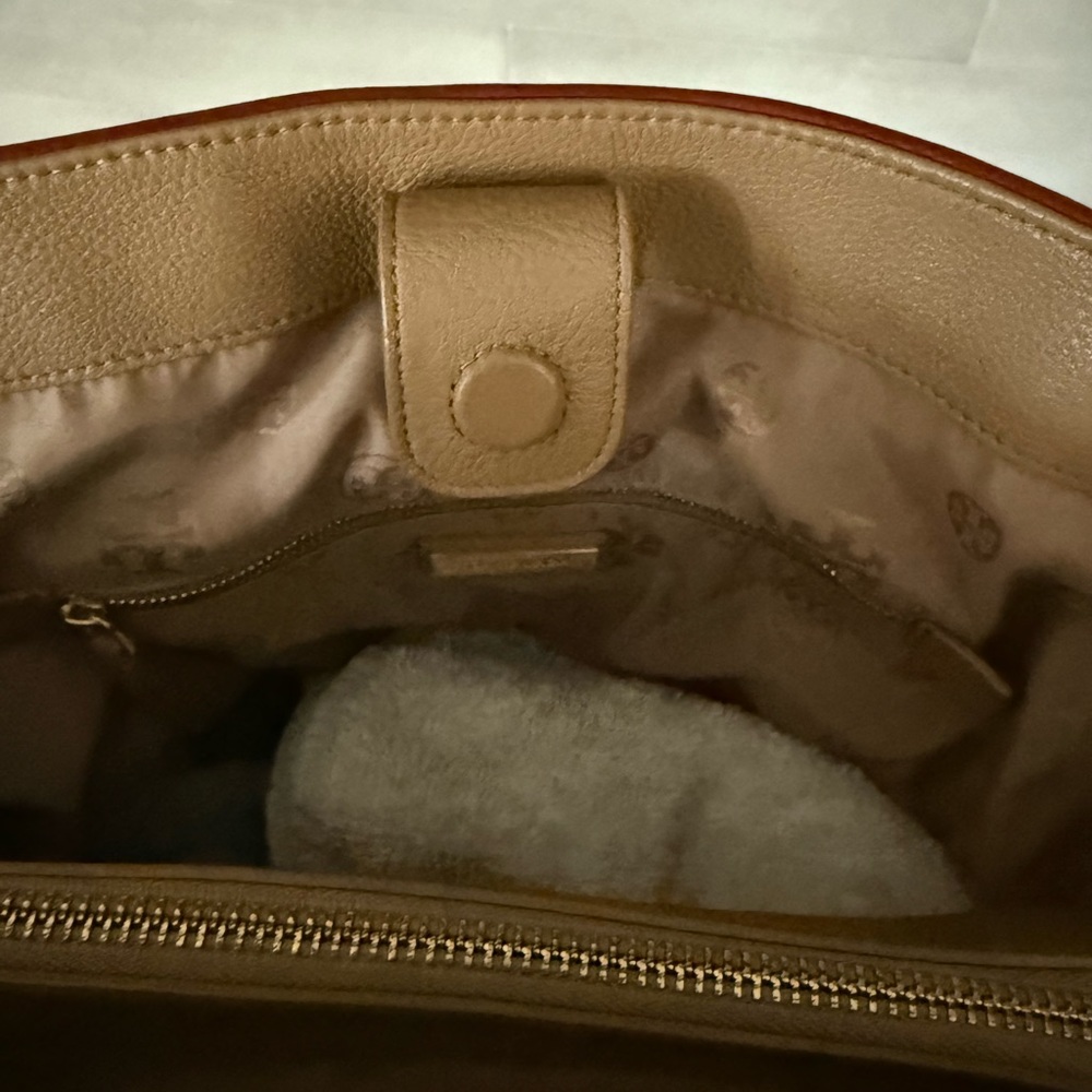 Tory Burch Tan Shoulder Bag with Red and Blue Trim - Picture 8 of 14